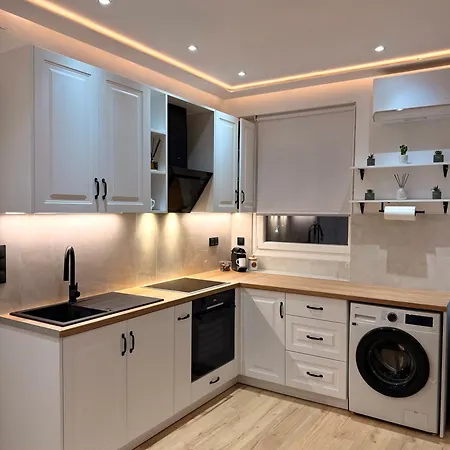 Zaan Luxury Apartment *